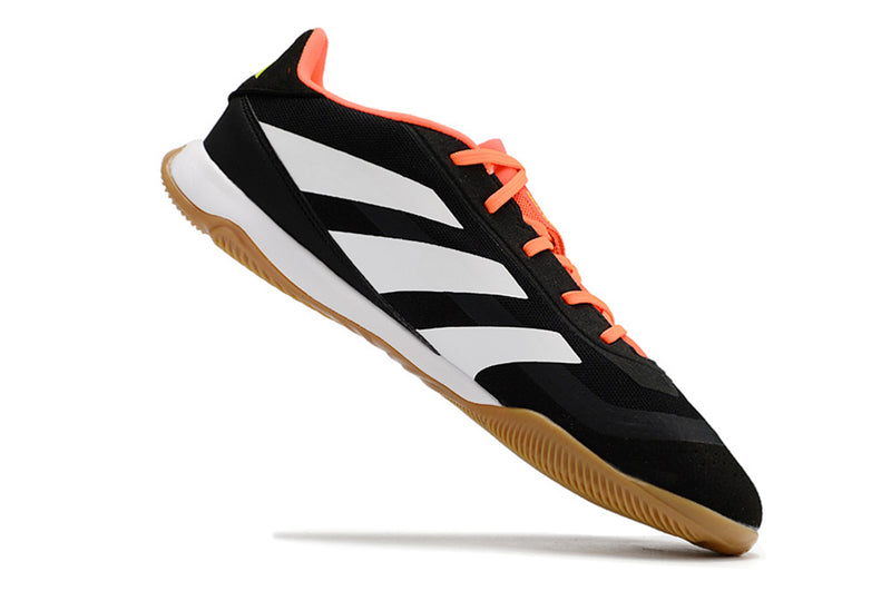 Predator 24 Elite - Preta/Laranja